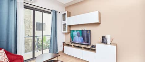 Superior Apartment, 2 Bedrooms | Living area