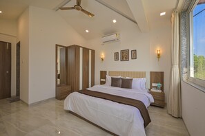 Deluxe Room | 1 bedroom, free WiFi - Vivanta Villa (Mawal)
