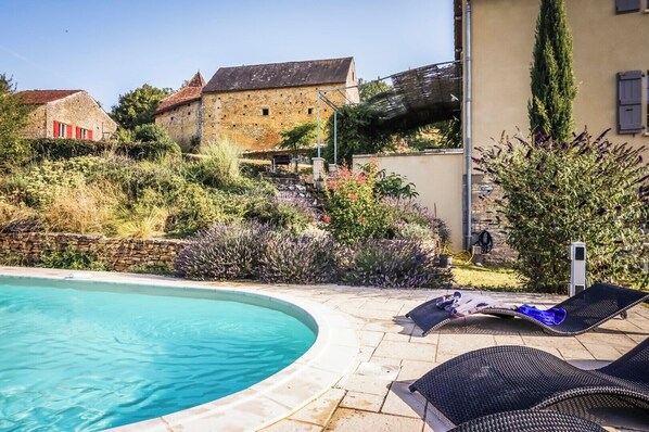 A heated pool - Queduchique (Léobard)