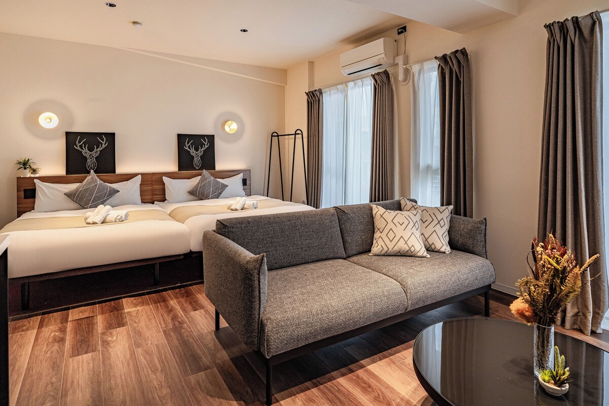 Kamar Quadruple Premier | Kedap suara, Wi-Fi gratis, dan seprai linen