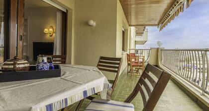 Apartment Luxus by Interhome