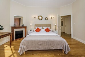 4 多间卧室、熨斗/熨衣板、免费 WiFi