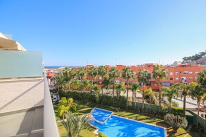 Pool - Impressive penthouse in the port of Denia. (Denia)