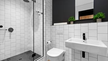 Apartment (0 Bedroom) | Bathroom | Shower, towels