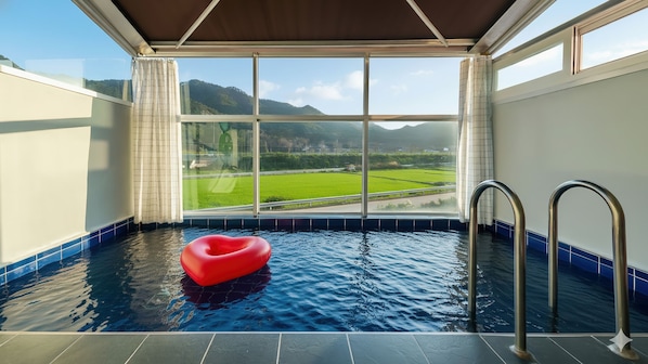 Basic Room, 1 Bedroom (Room 101 (Pool Villa / Spa))