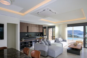 Smart TV, videogiochi, impianto stereo