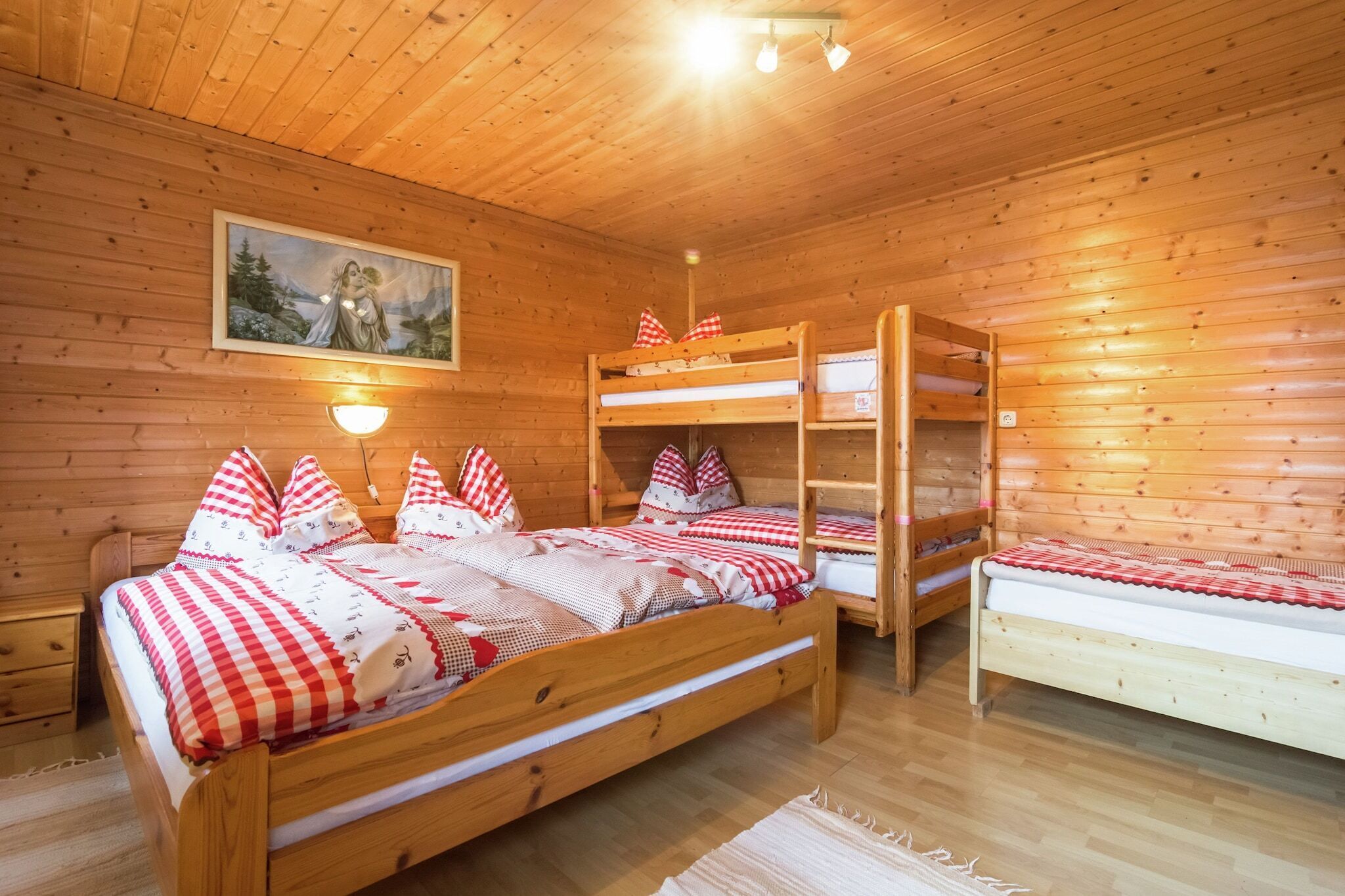 4 Schlafzimmer, kostenloses WLAN
