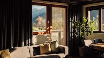 Appartement Confort (Gauenstein) | Coin séjour