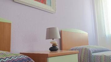 3 quartos, berço de viagem, Wi-Fi, roupa de cama