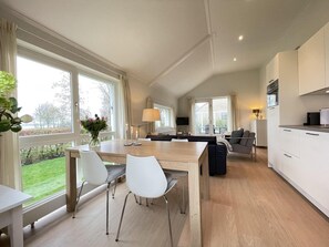 Dining - Modern holiday home with large garden overlooking the beach at Langweerder Wielen (Langweer)