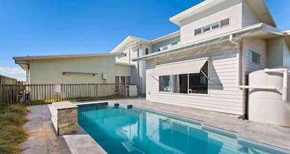 Sea Sand and Serenity at Stockton - Stunning Sophistication