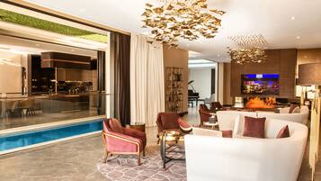 The Biltmore Royal Villa, 5 Bedroom, with Private Pool, Private Cinema and Butler Service | Egyptian cotton sheets, premium bedding, memory-foam beds, minibar