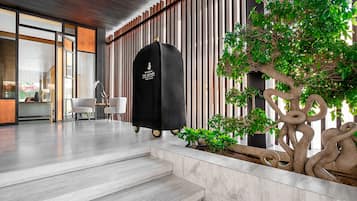 Quầy tiếp tân