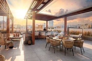 The Biltmore Royal Villa, 5 Bedroom, with Private Pool, Private Cinema and Butler Service | City view - The Biltmore Hotel Villas, Dubai (Dubai)