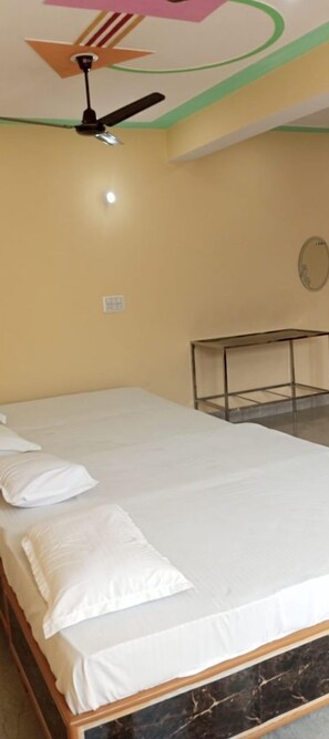 Free WiFi - Bishalakshi Palace (Varanasi)