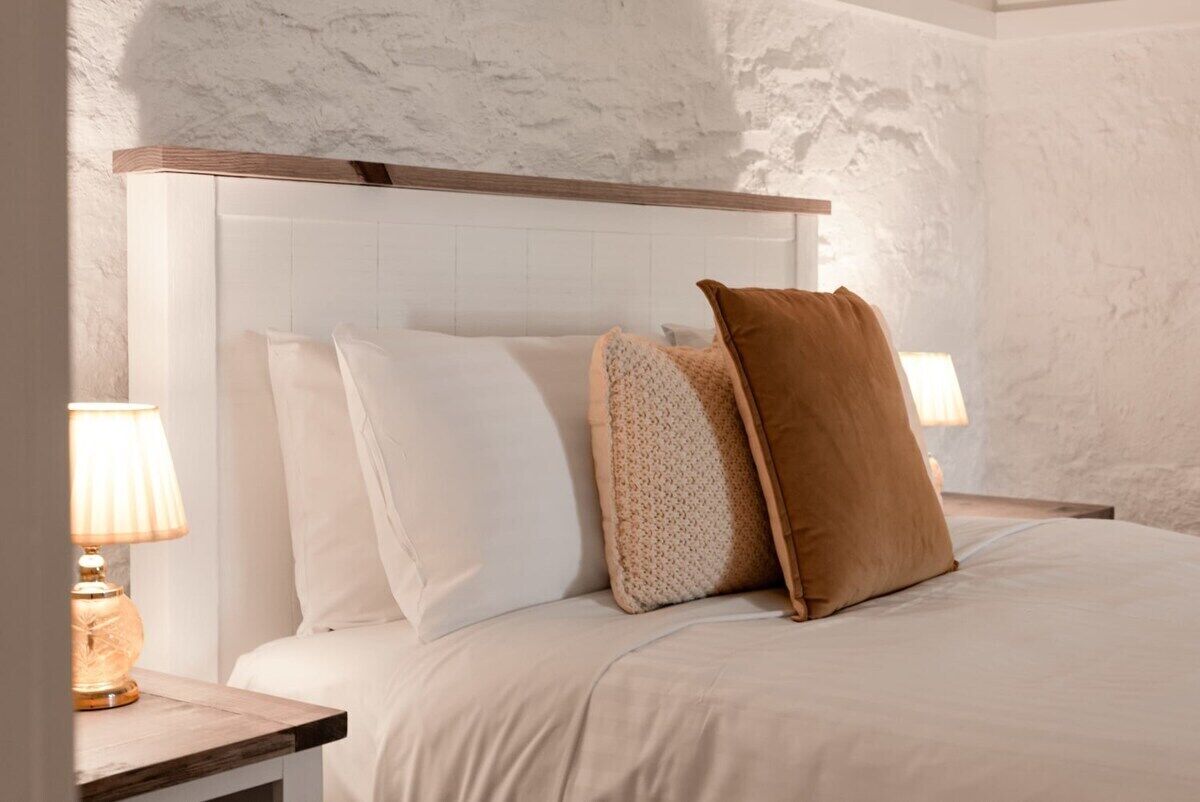 3 chambres, fer et planche à repasser, Wi-Fi gratuit, draps fournis