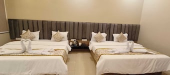 Hotel Madhavam