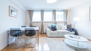 Deluxe Apartment | Living room