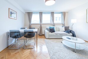 Deluxe Apartment | Living room - Venus Apartments - Renate (Budapest)
