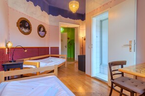 1 bedroom, free WiFi, bed sheets