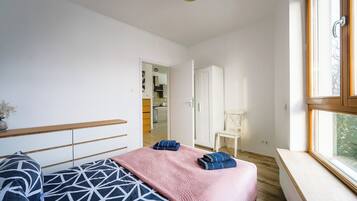 2 sovrum, strykjärn/strykbräda, gratis wi-fi och sängkläder