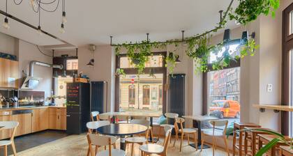 Private 4-bed Room Shared Facilities