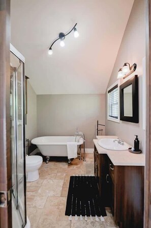 تجهيزات دش، مجففات شعر، مناشف