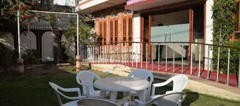 Sunset Guesthouse