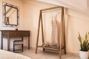 2 slaapkamers, een strijkplank/strijkijzer, gratis wifi, beddengoed