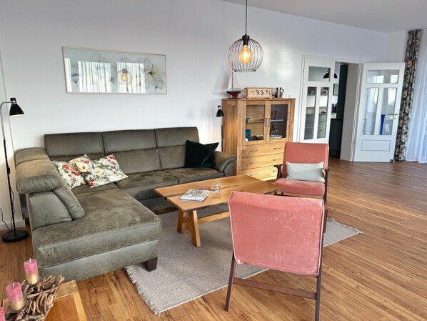 TV, stereo - Ferienwohnung Mehr vom Meer (Sassnitz)