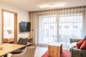 TV - HUUS123, Apartment 4 (Au)