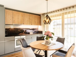 Fridge, oven, dishwasher, coffee/tea maker - HUUS123, Apartment 5 (Au)