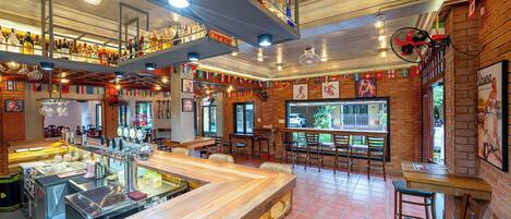Bar (in der Unterkunft)