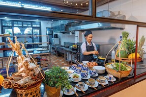 Tägliches inbegriffenes Frühstücksbuffet