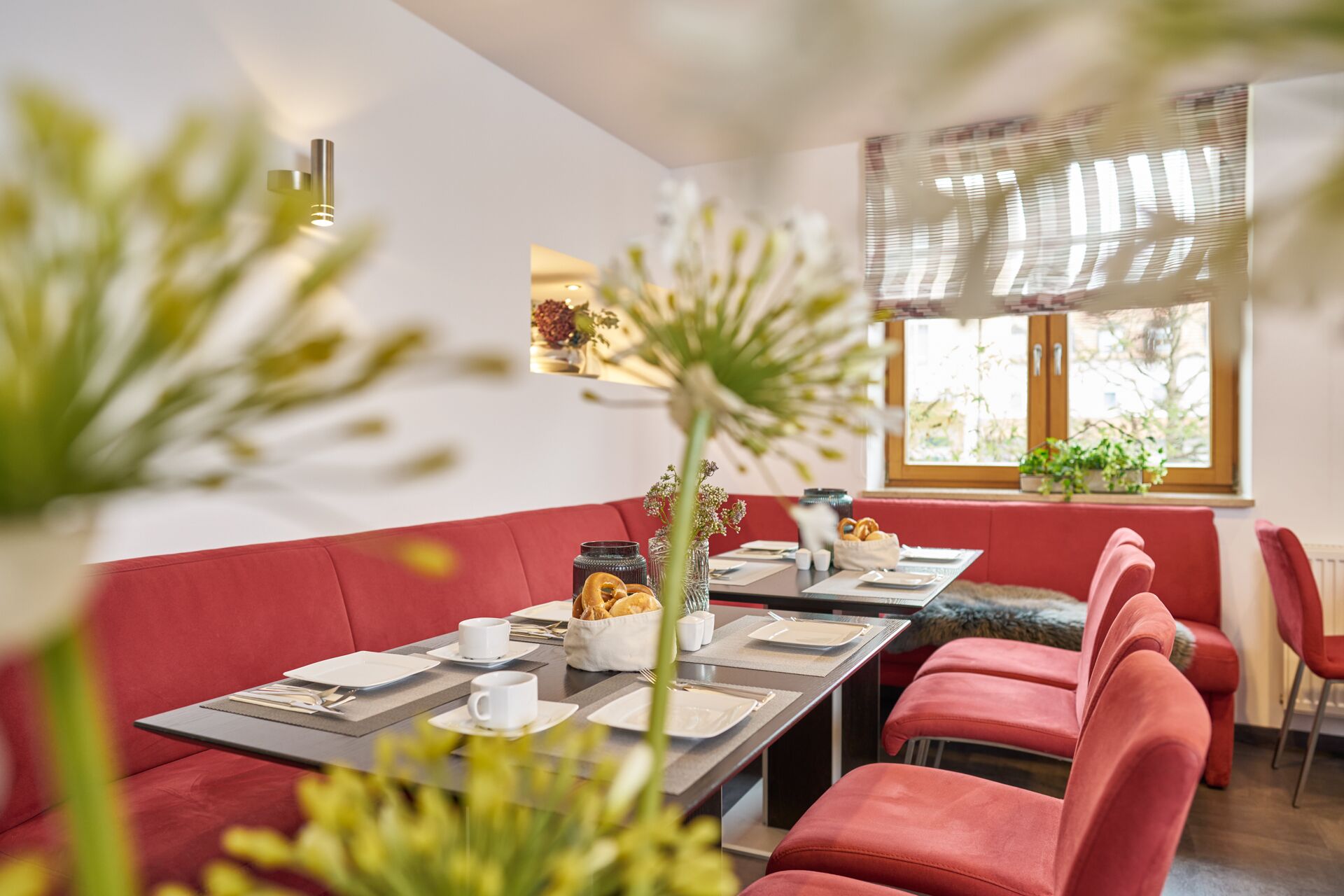 Buffet breakfast on weekdays (EUR 8 per person)