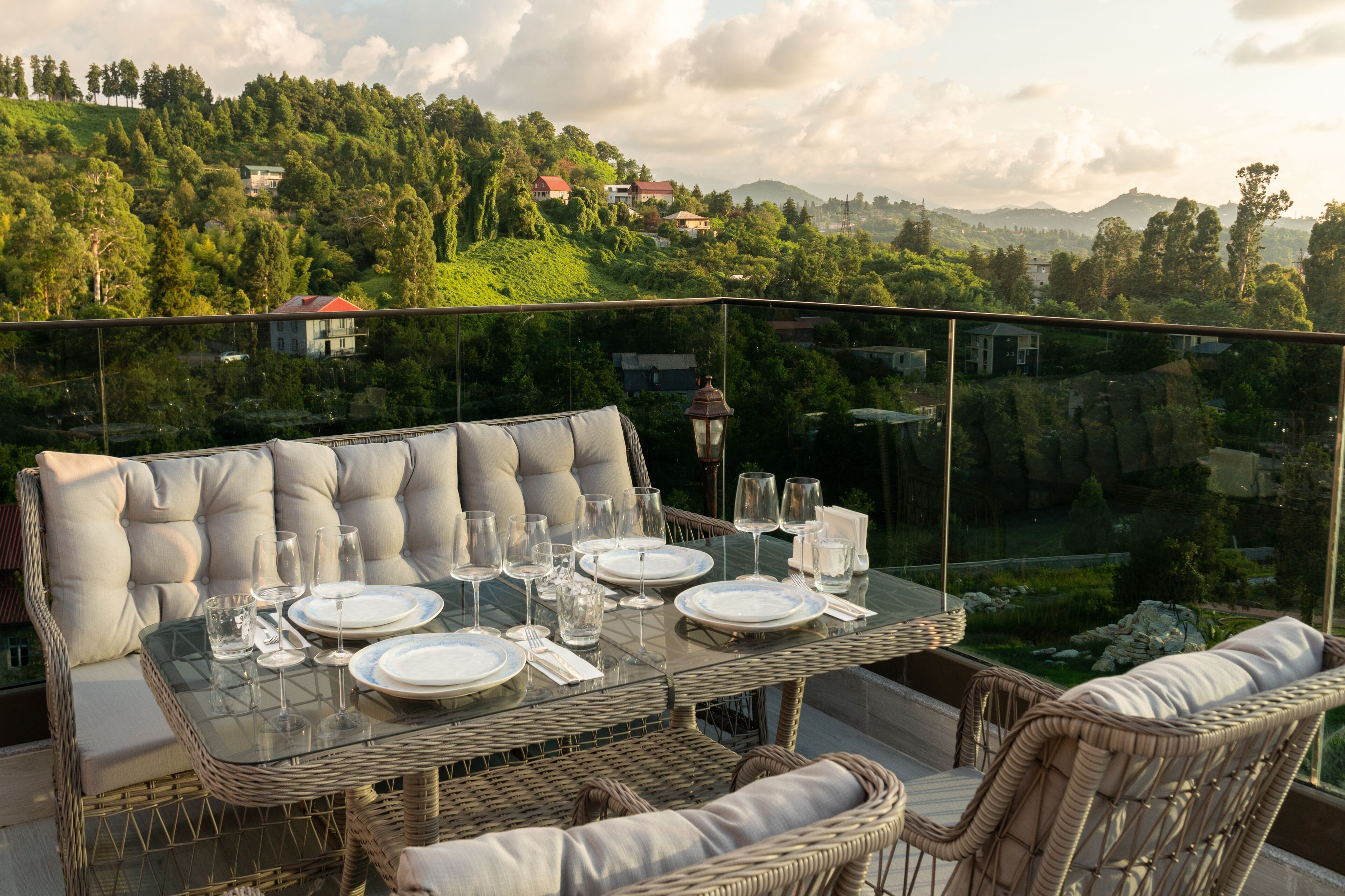 屋外ダイニングエリア