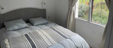 5 chambres, fer et planche Ă repasser, accĂšs au Wi-Fi (inclus)