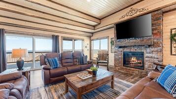 TV, fireplace, ping pong, offices