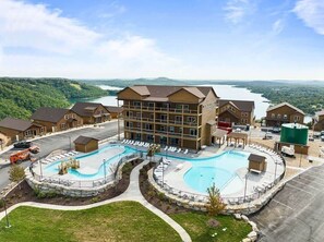 Indoor pool, outdoor pool