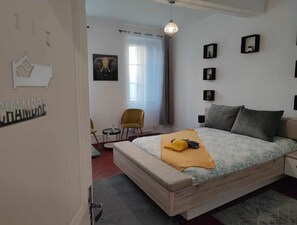 3 chambres, accès au Wi-Fi (inclus)