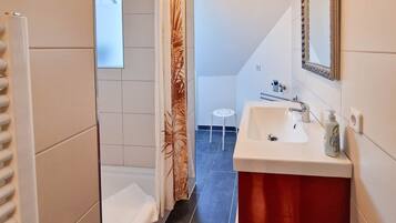 Haartrockner, Handtücher