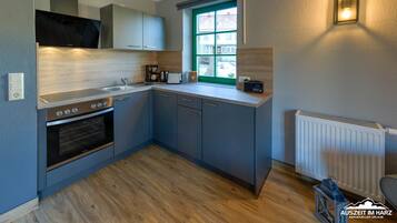 Kühlschrank, Ofen, Herdplatte, Geschirrspüler