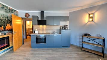 Kühlschrank, Ofen, Herdplatte, Geschirrspüler