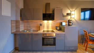 Réfrigérateur, four, plaque de cuisson, lave-vaisselle