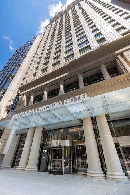 Hotel Riu Plaza Chicago - Image 42