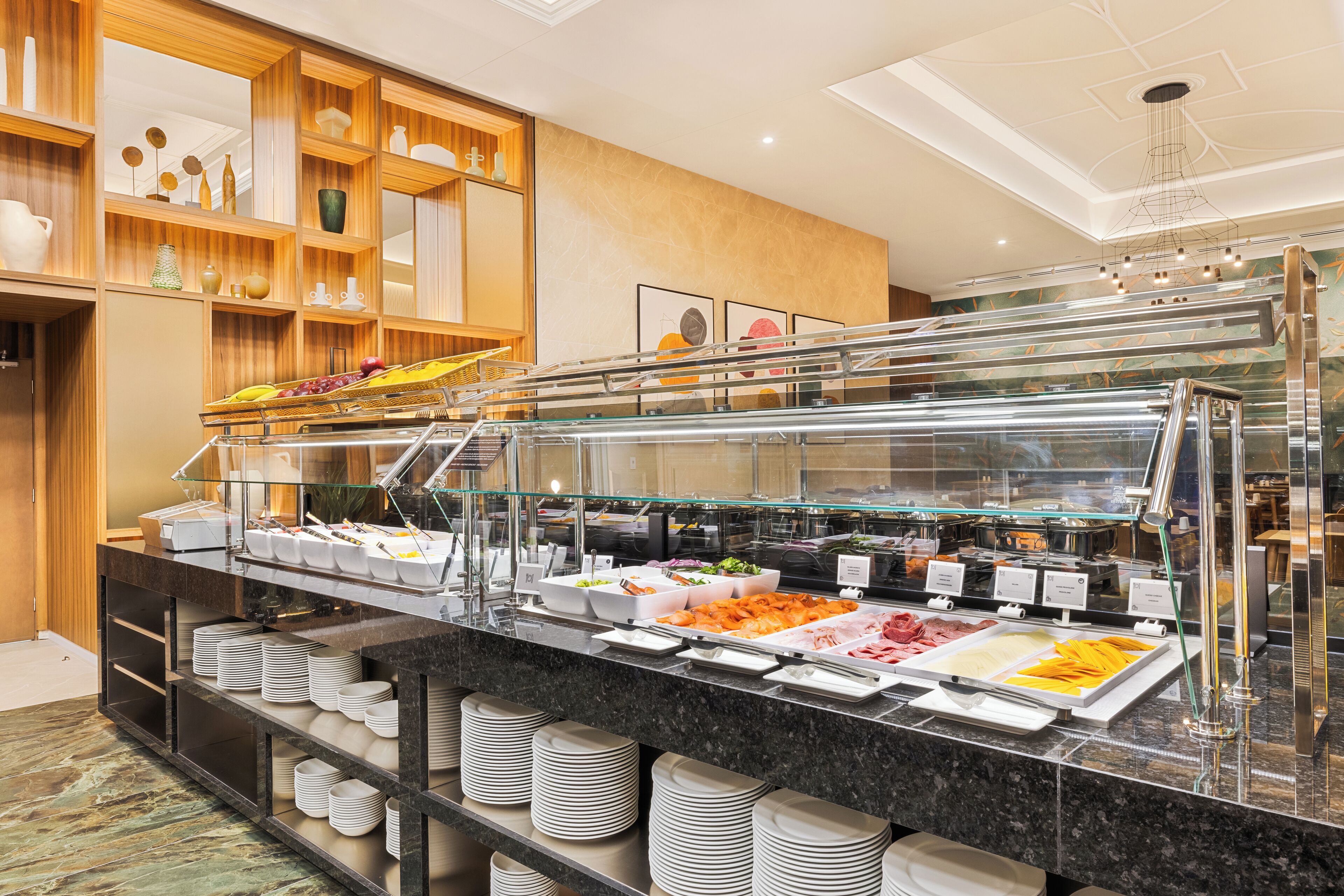 Bao gồm bữa sáng buffet hàng ngày 