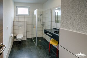 Hårtørrer, håndklæder