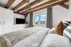 2 chambres, fer et planche à repasser, lit parapluie, Wi-Fi gratuit