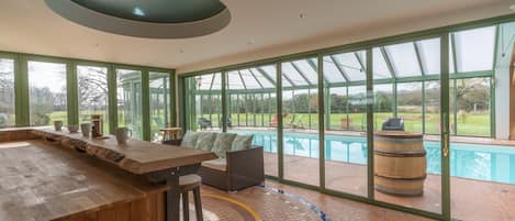 Piscine couverte