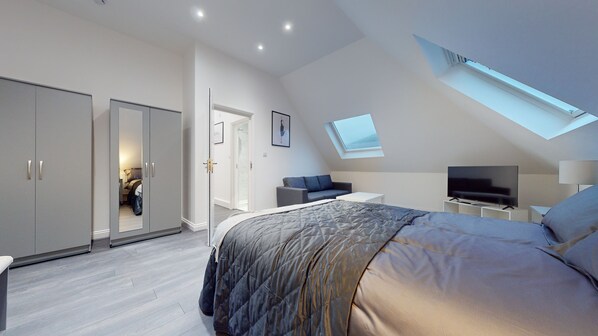 1 bedroom, iron/ironing board, WiFi, bed sheets - Fabulous Loft flat in London (London)